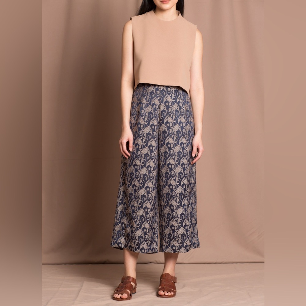Kaarem Bambu Relaxed Wide Split Leg Jacquard Pant